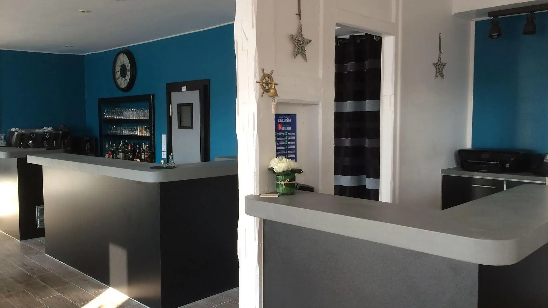 **  Hotel Restaurant Bocher Ploubazlanec France